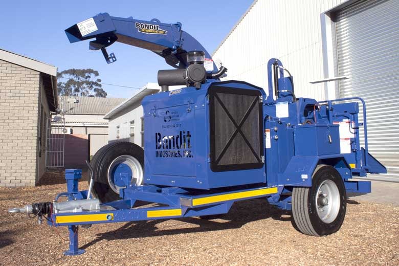 engine-handfed-wood-chipper-INTIMIDATOR-12XP BLUELINE-rectangle
