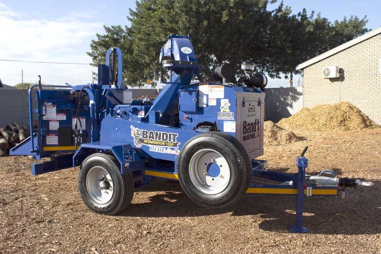 engine-handfed-wood-chipper-INTIMIDATOR-15XP BLUELINE-rectangle